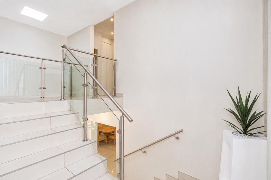 4 Bedroom Property for Sale in Melodie North West